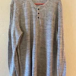 Long sleeve dress shirt